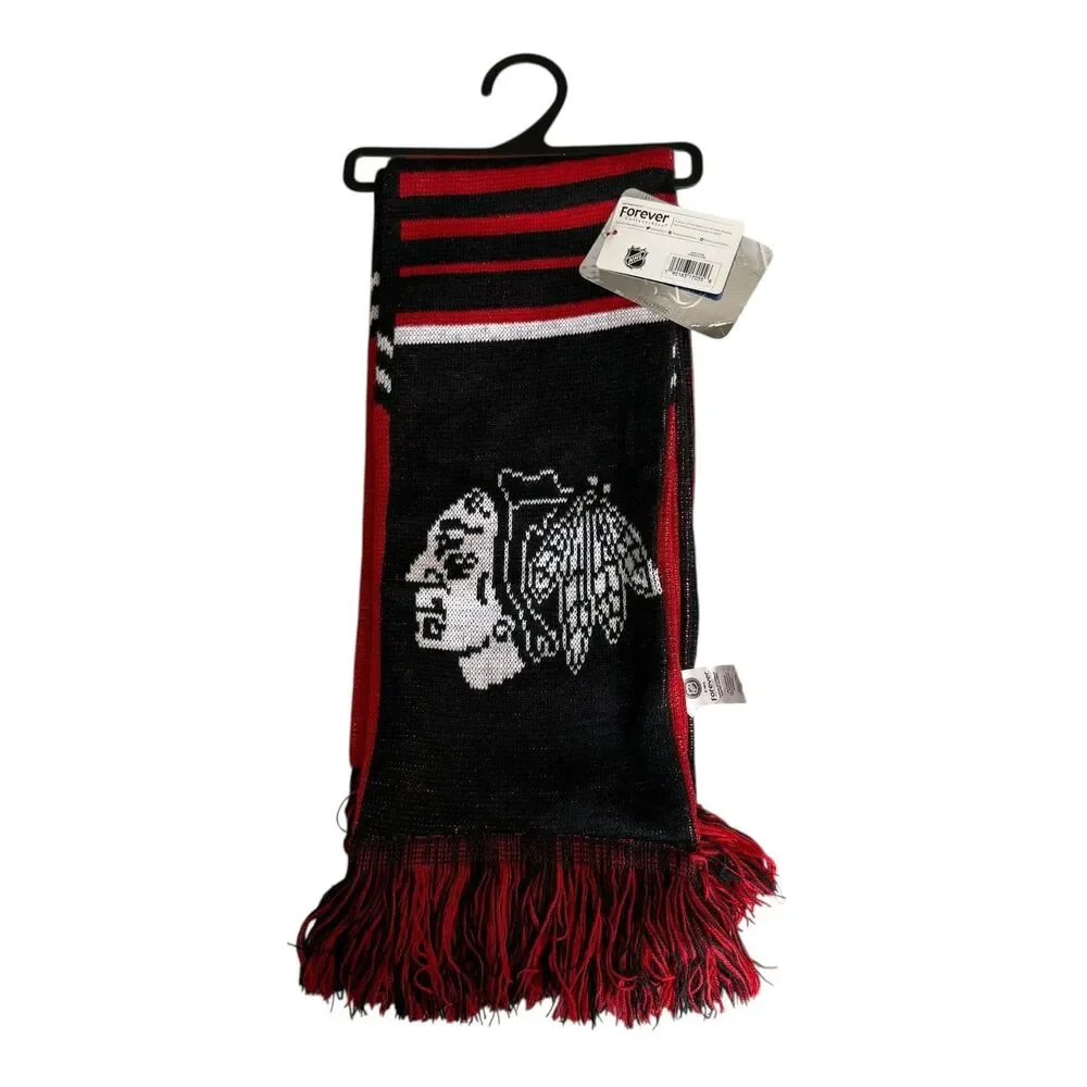 Chicago Blackhawks Reversible Scarf Knit Winter Neck NEW NHL Spellout Split Logo